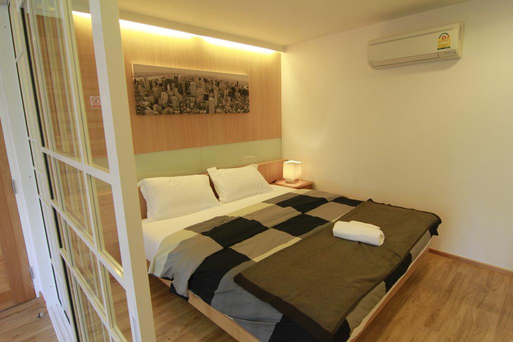 Bed and Breakfast S Bloc Saladaeng Bangkok Exterior foto