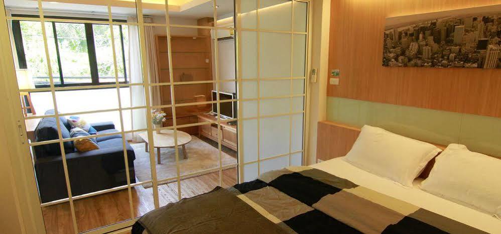Bed and Breakfast S Bloc Saladaeng Bangkok Exterior foto