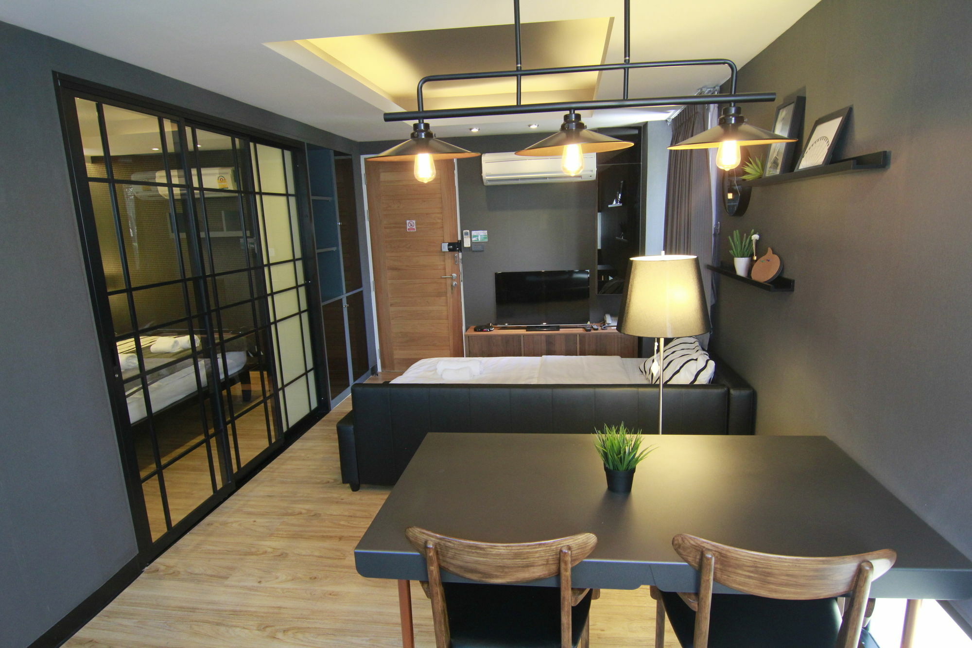 Bed and Breakfast S Bloc Saladaeng Bangkok Exterior foto