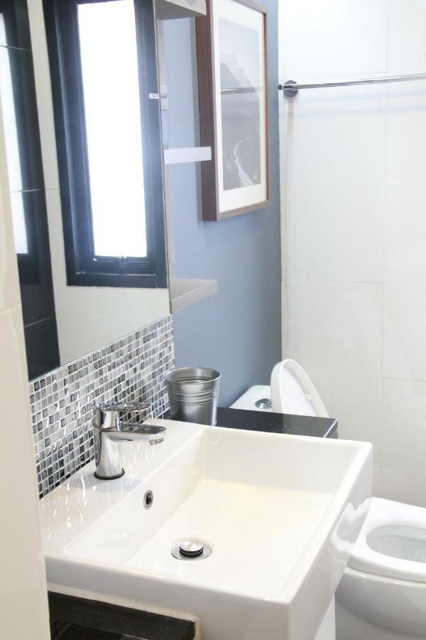 Bed and Breakfast S Bloc Saladaeng Bangkok Exterior foto